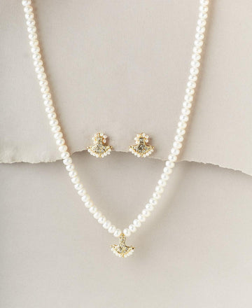 Trendy White Pearl Necklace Set - Chandrani Pearls