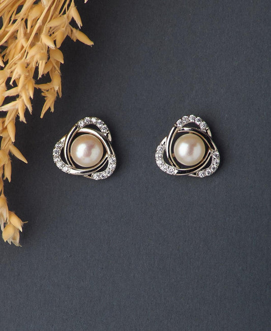 Tricon Flory Stud Pearl Earring - Chandrani Pearls