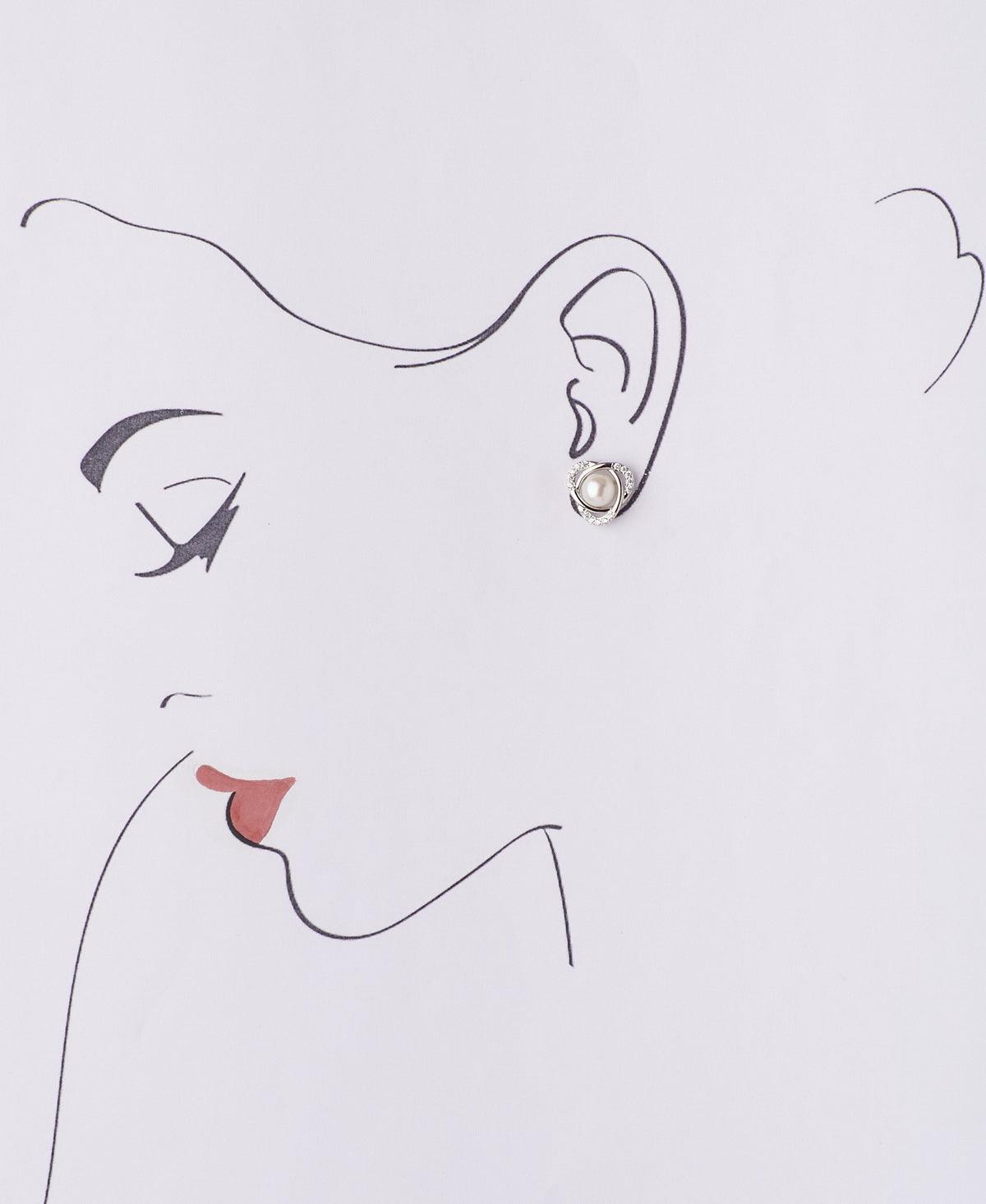 Tricon Flory Stud Pearl Earring - Chandrani Pearls