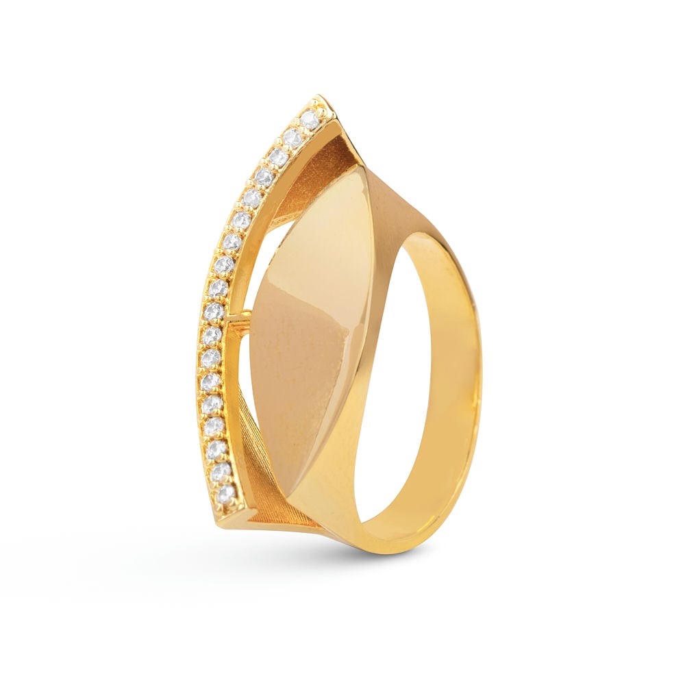 Twinkling Titan Ring - Bold N' Italic