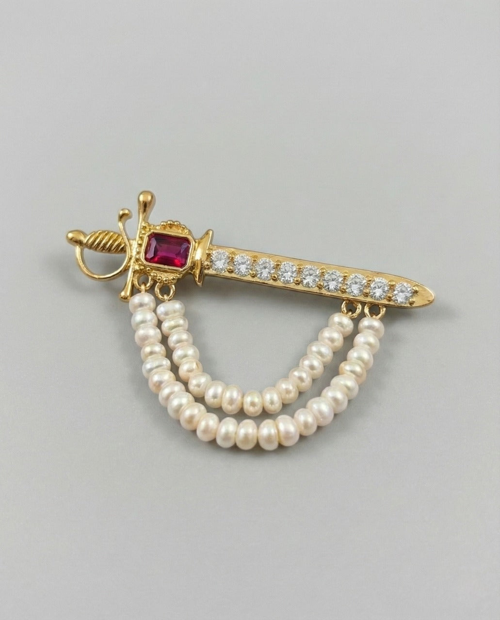 Heritage Glow Pearl Brooch