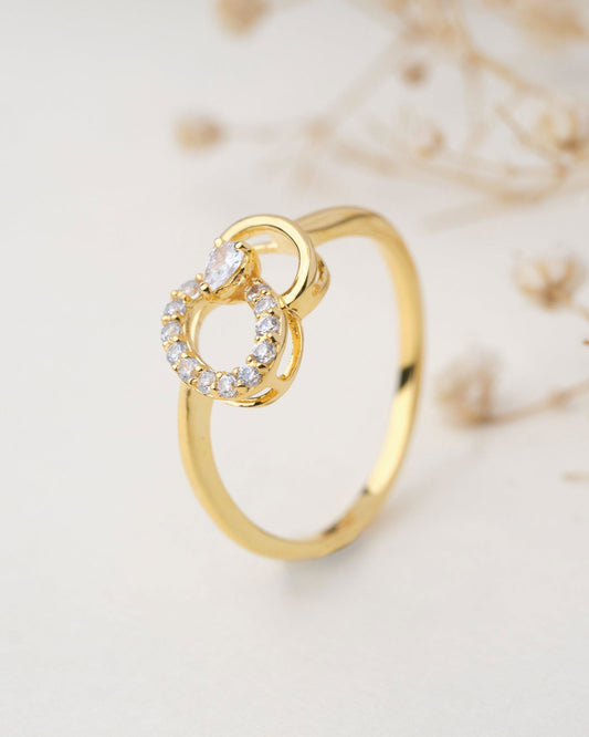 Whirl 18Kt Gold & Diamond Ring - Chandrani Pearls