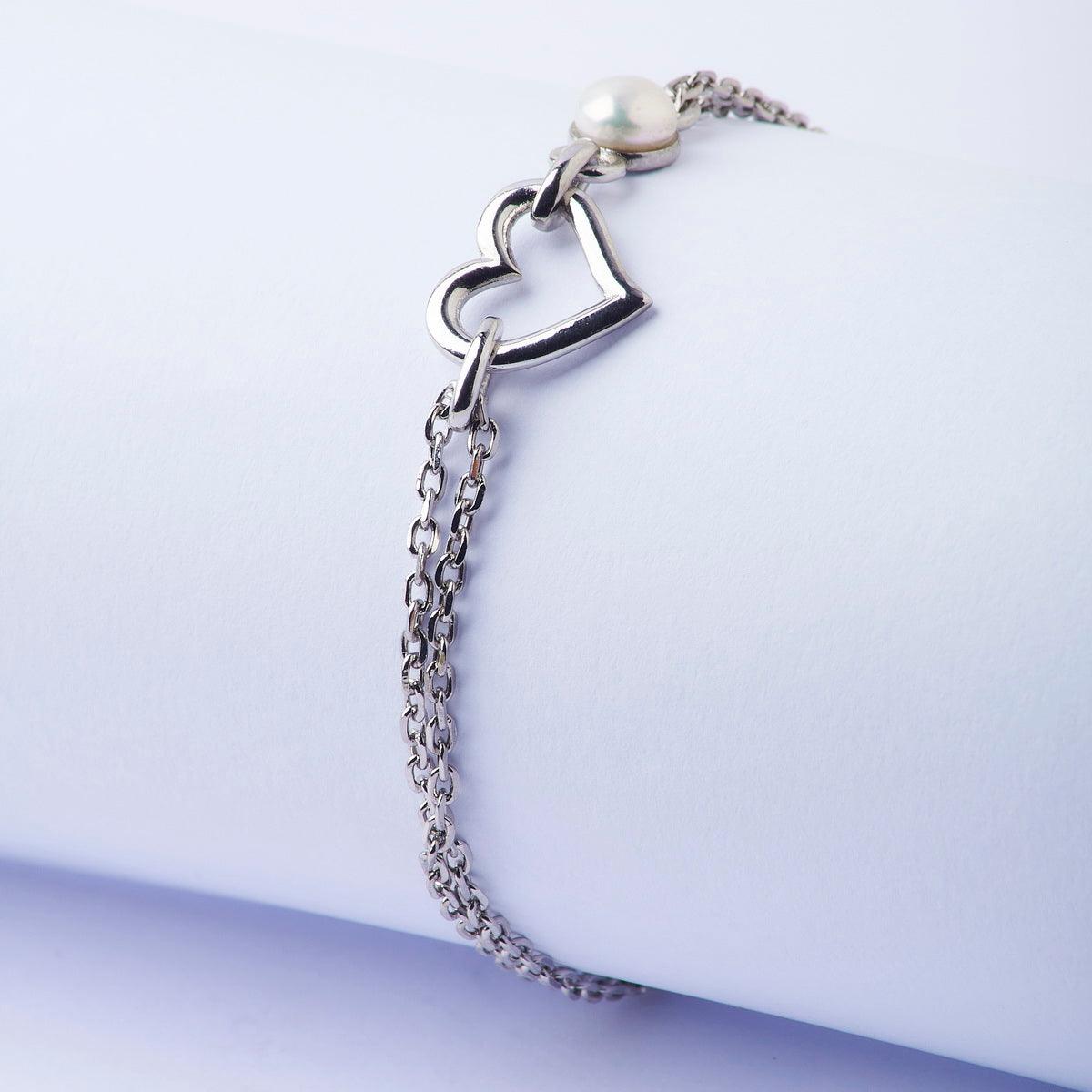 Pearl Bracelet with Paw Charm and Engraved Silver Heart | Charming Engraving