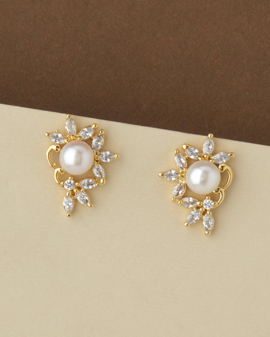 Beautiful Pearl & Stone Stud Earring - Chandrani Pearls