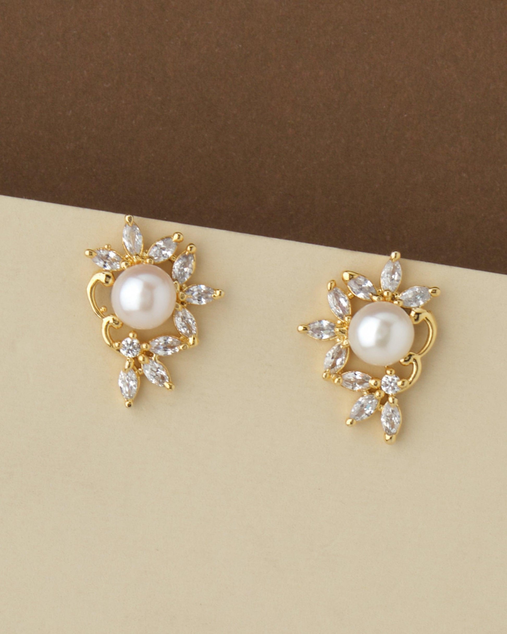 Beautiful Pearl & Stone Stud Earring - Chandrani Pearls