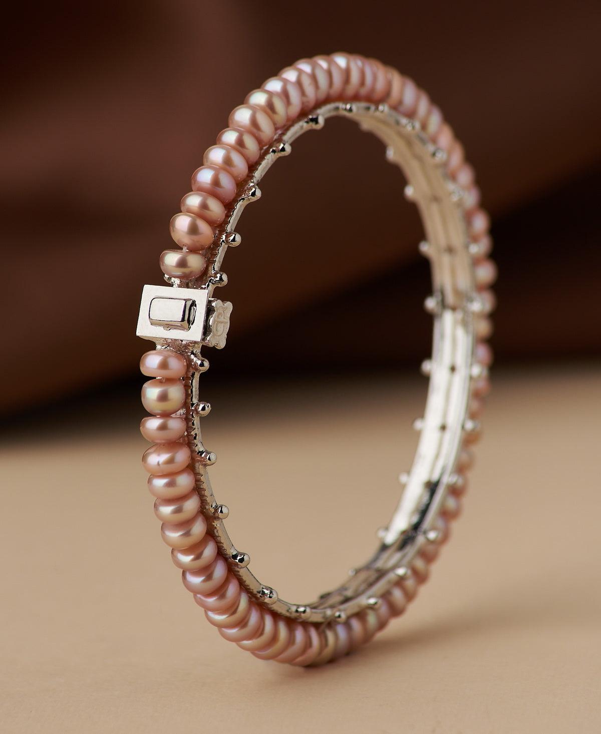 Fashionable Pearl Bracelet A02116
