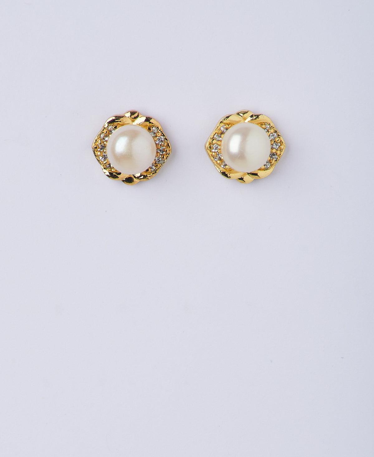 Delicate Pearl Studded Earring - Chandrani Pearls
