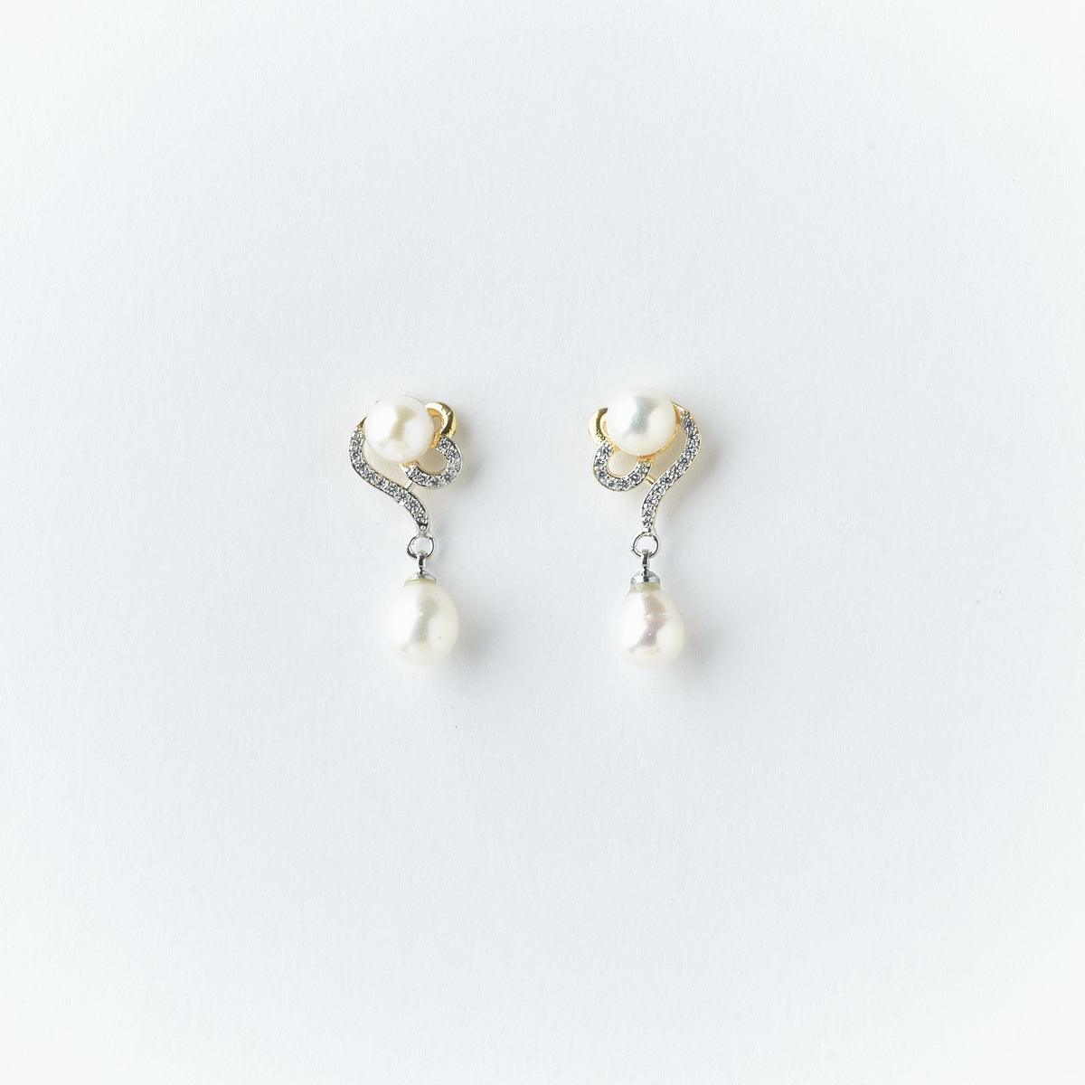 Elegant Pearl Hanging Earring - Chandrani Pearls