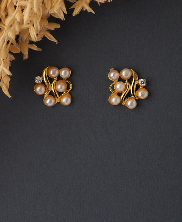 Elegant Pearl Stud Earring - Chandrani Pearls