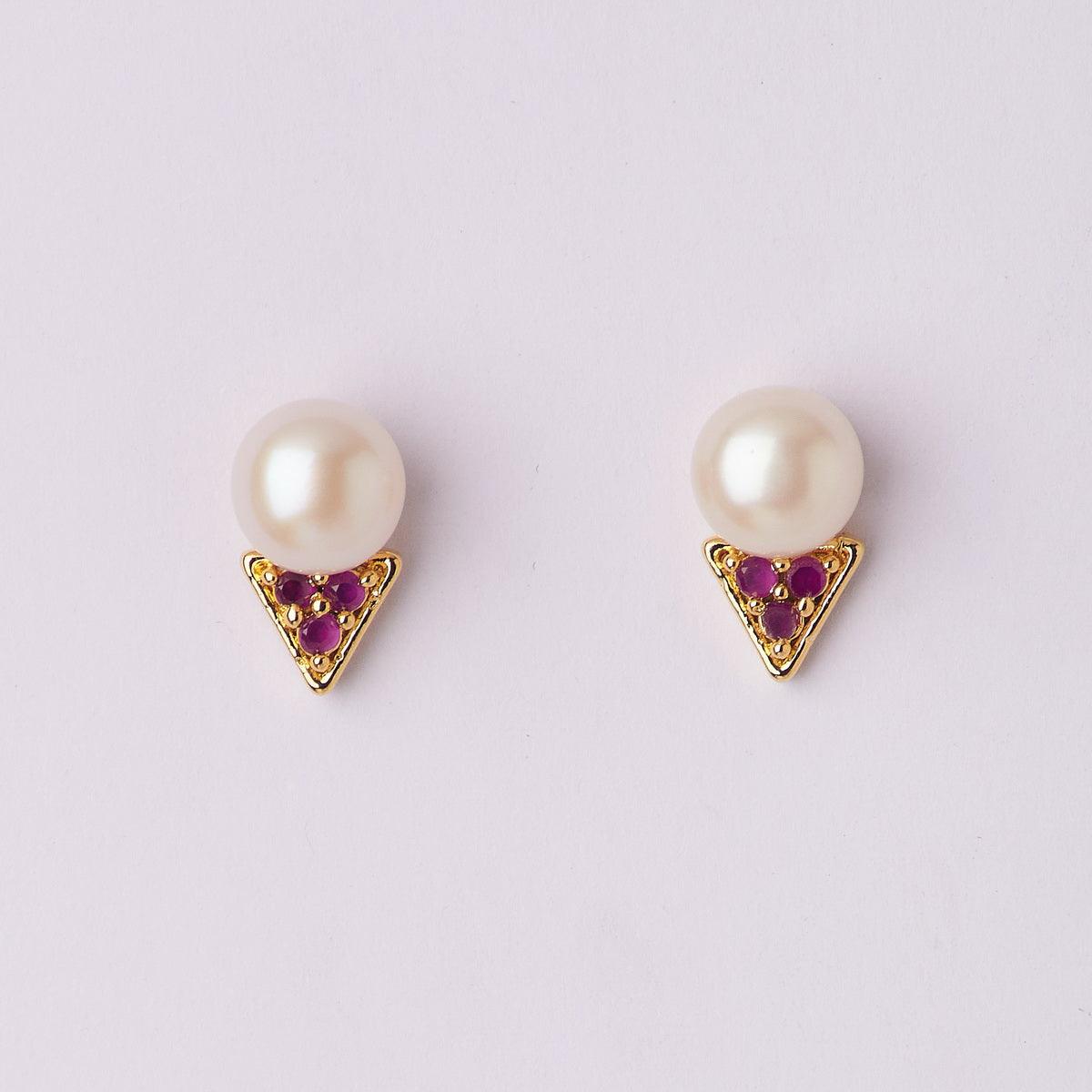 Elegant Stud Pearl Earring - Chandrani Pearls