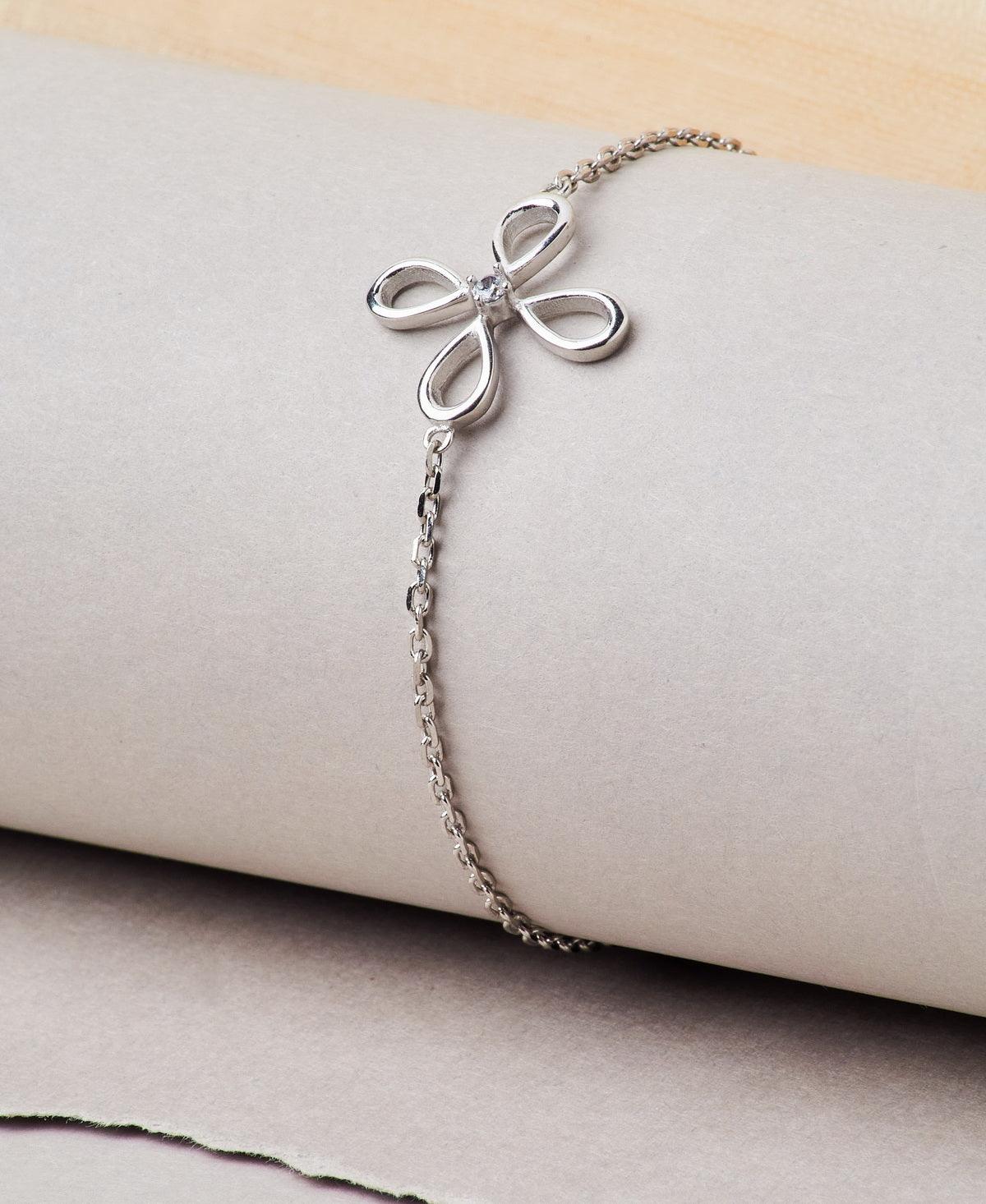 Fashionable Floral Stone Studded Silver Bracelet. - Chandrani Pearls