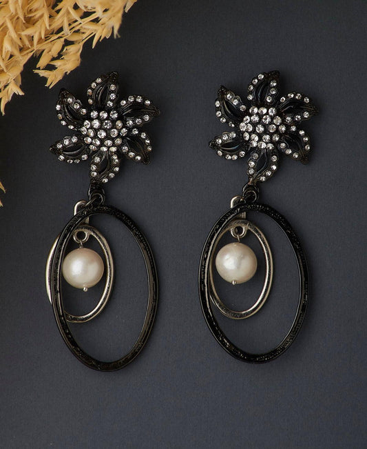 Fashionable Pearl Hanging Earrings - Chandrani Pearls