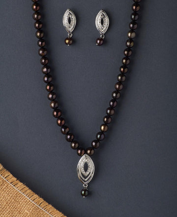 Fashionable Pearl Necklace Set - Chandrani Pearls