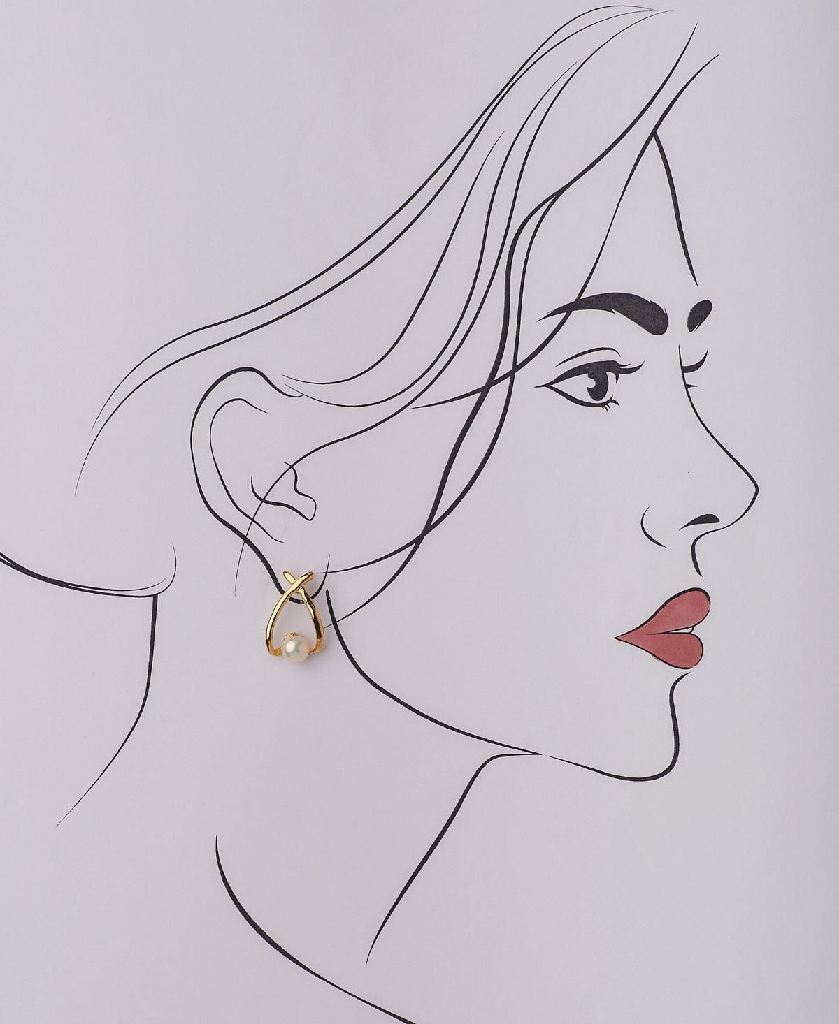 Fashionable Pearl Stud Earring - Chandrani Pearls