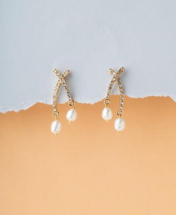 Fashionable Real Pearl Hanging Earring - Chandrani Pearls