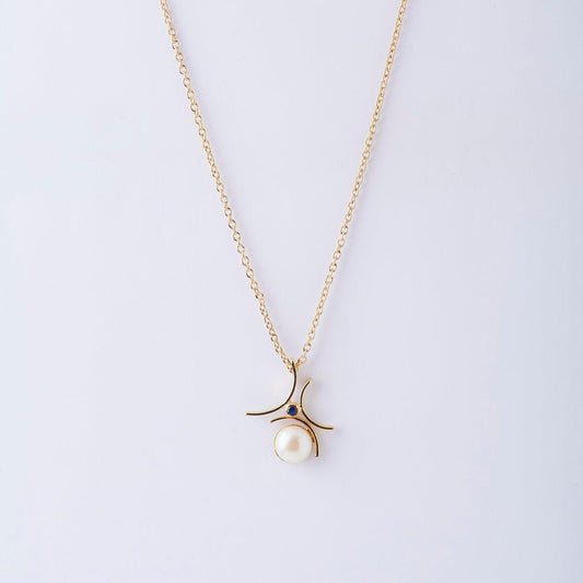 Fashionable Stone Studded Pearl Pendant - Chandrani Pearls