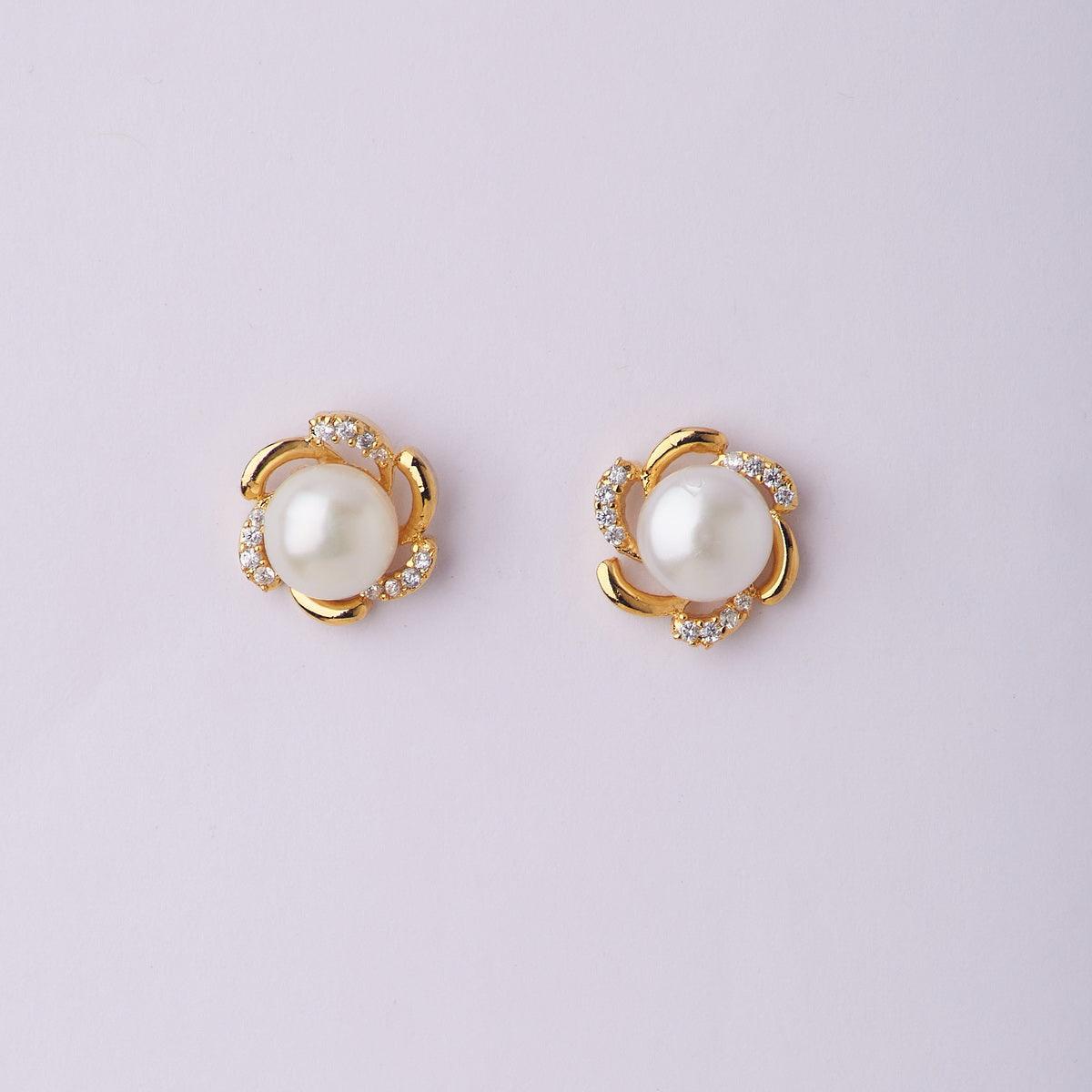 Floral Pearl Stud Earring - Chandrani Pearls