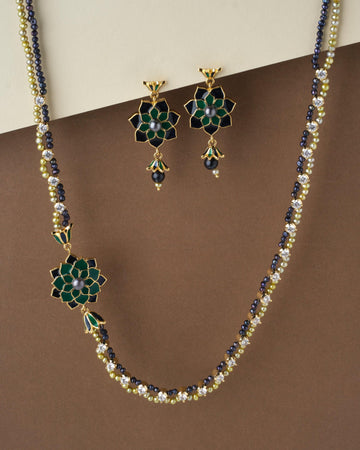 Floral Side Pendant Pearl Necklace Set - Chandrani Pearls