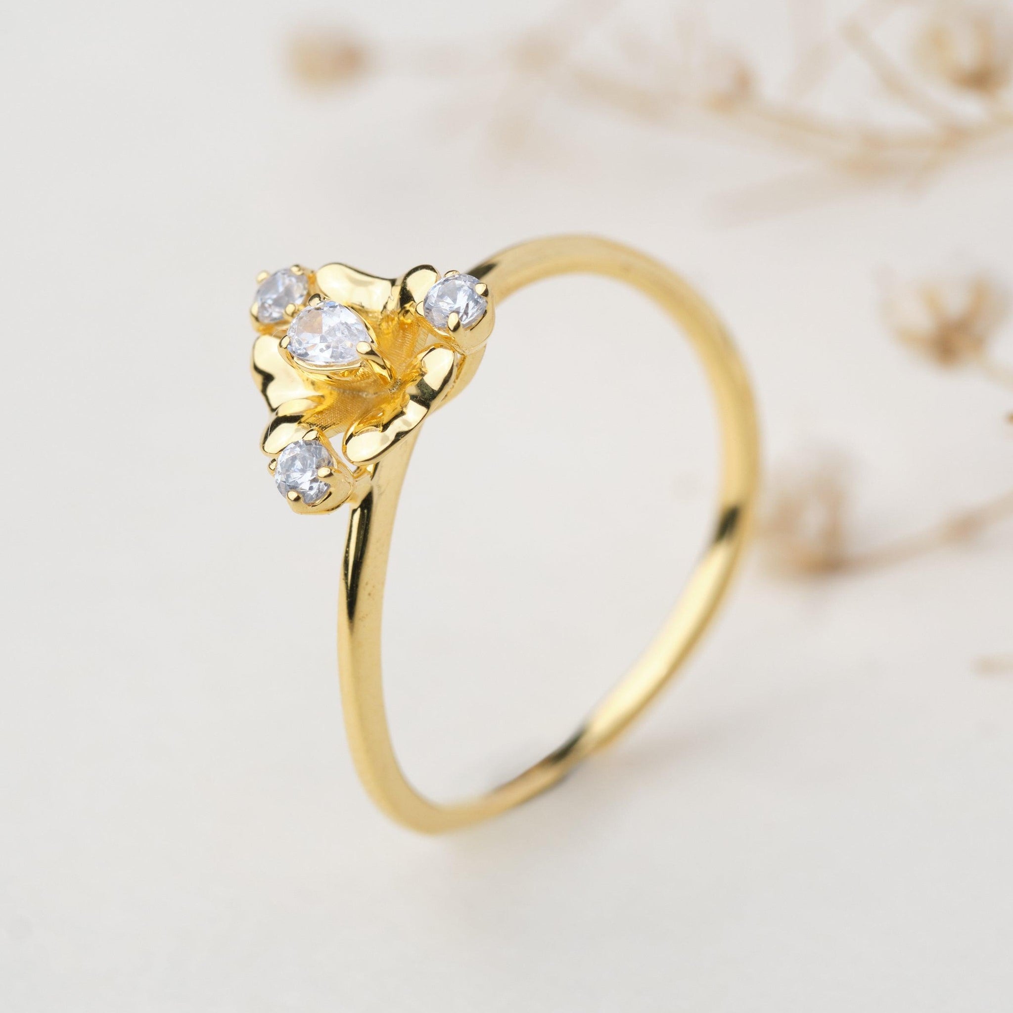 Floret Gold & Diamond Ring - Chandrani Pearls
