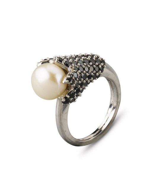 Gorgeous Pearl Ring - Chandrani Pearls