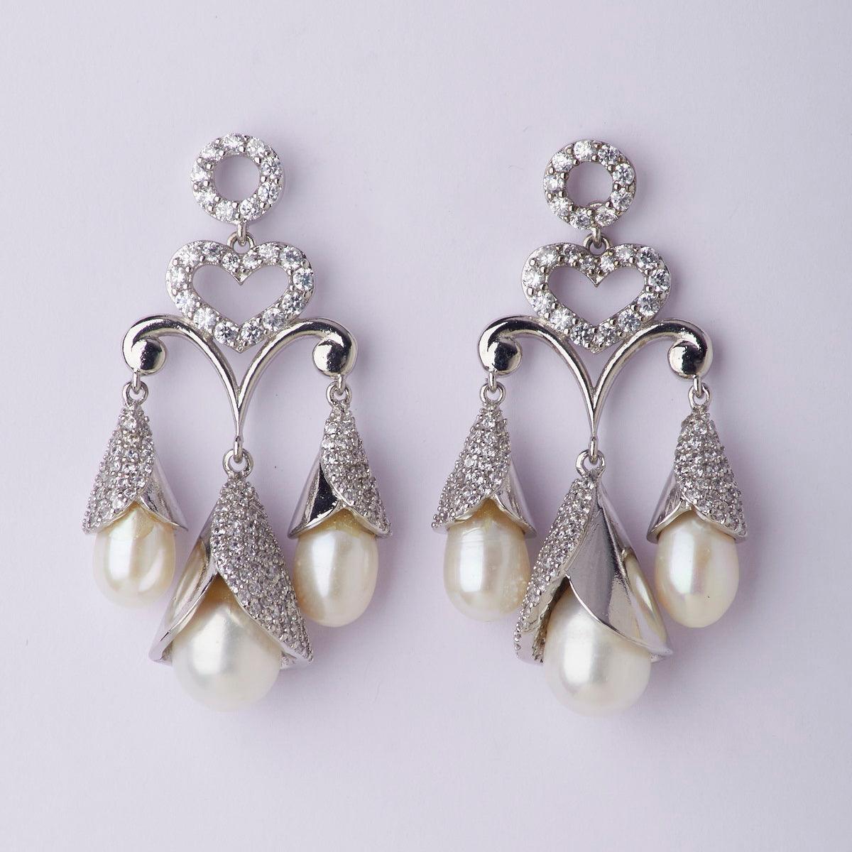 Graceful Heart Pearl hanging Earring - Chandrani Pearls