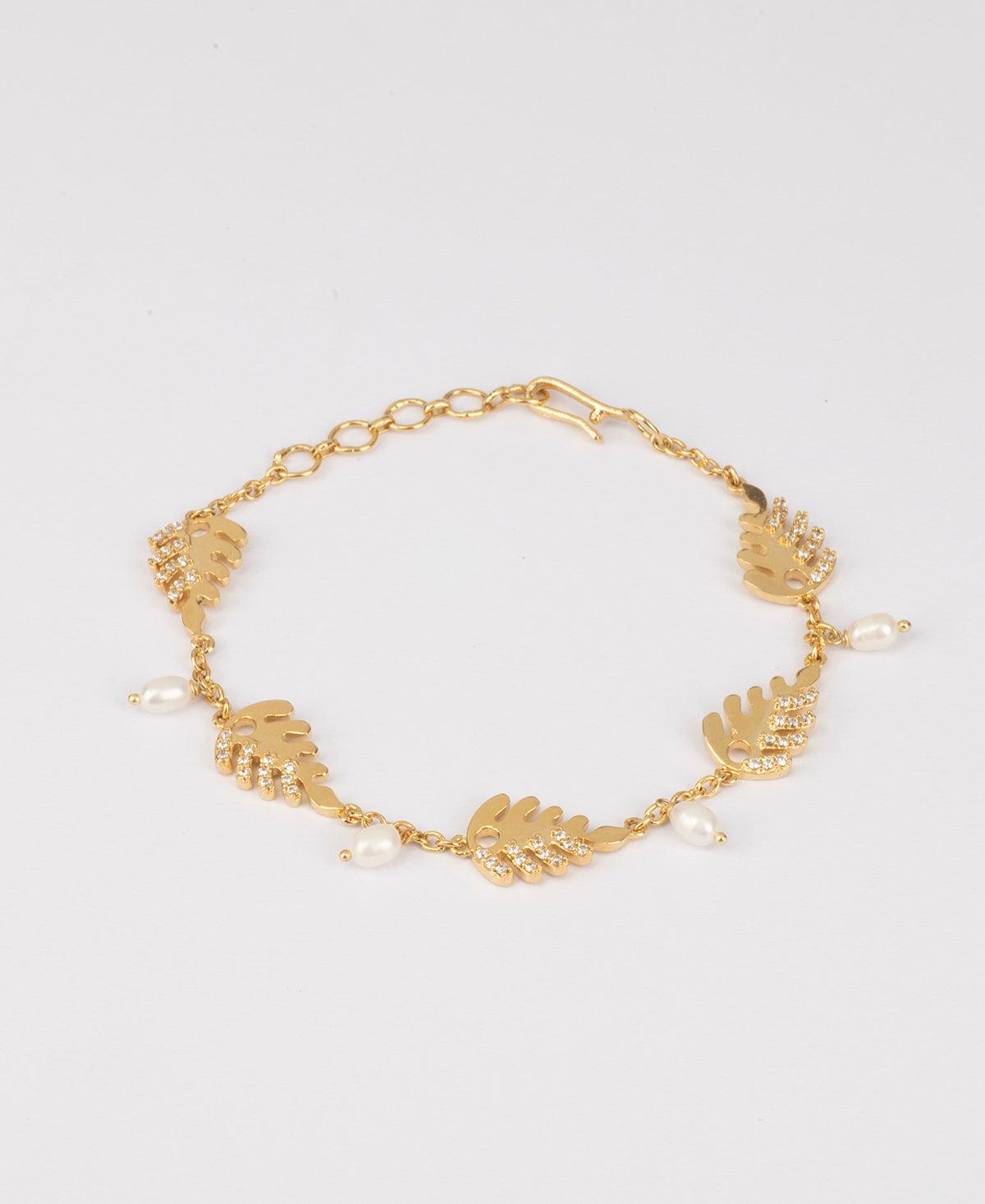 Leaf Stone Studded Pearl Bracelet - Chandrani Pearls