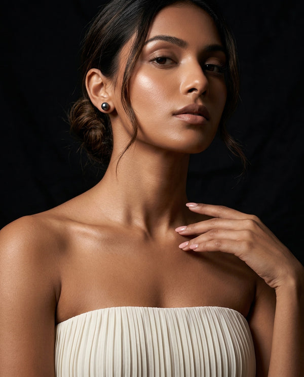 Lustrous Black Pearl Stud Earrings