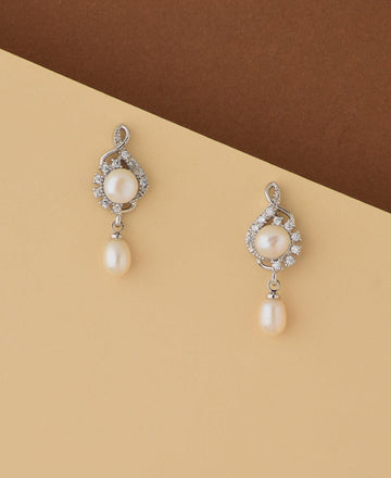 Pretty Pearl Hang Earring - Chandrani Pearls