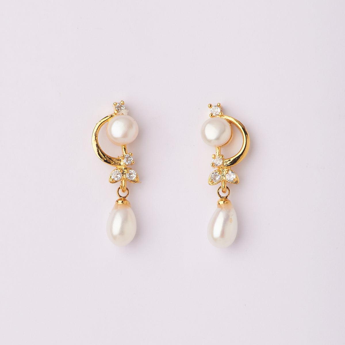 Pretty Real Pearl Hanging Earring - Chandrani Pearls