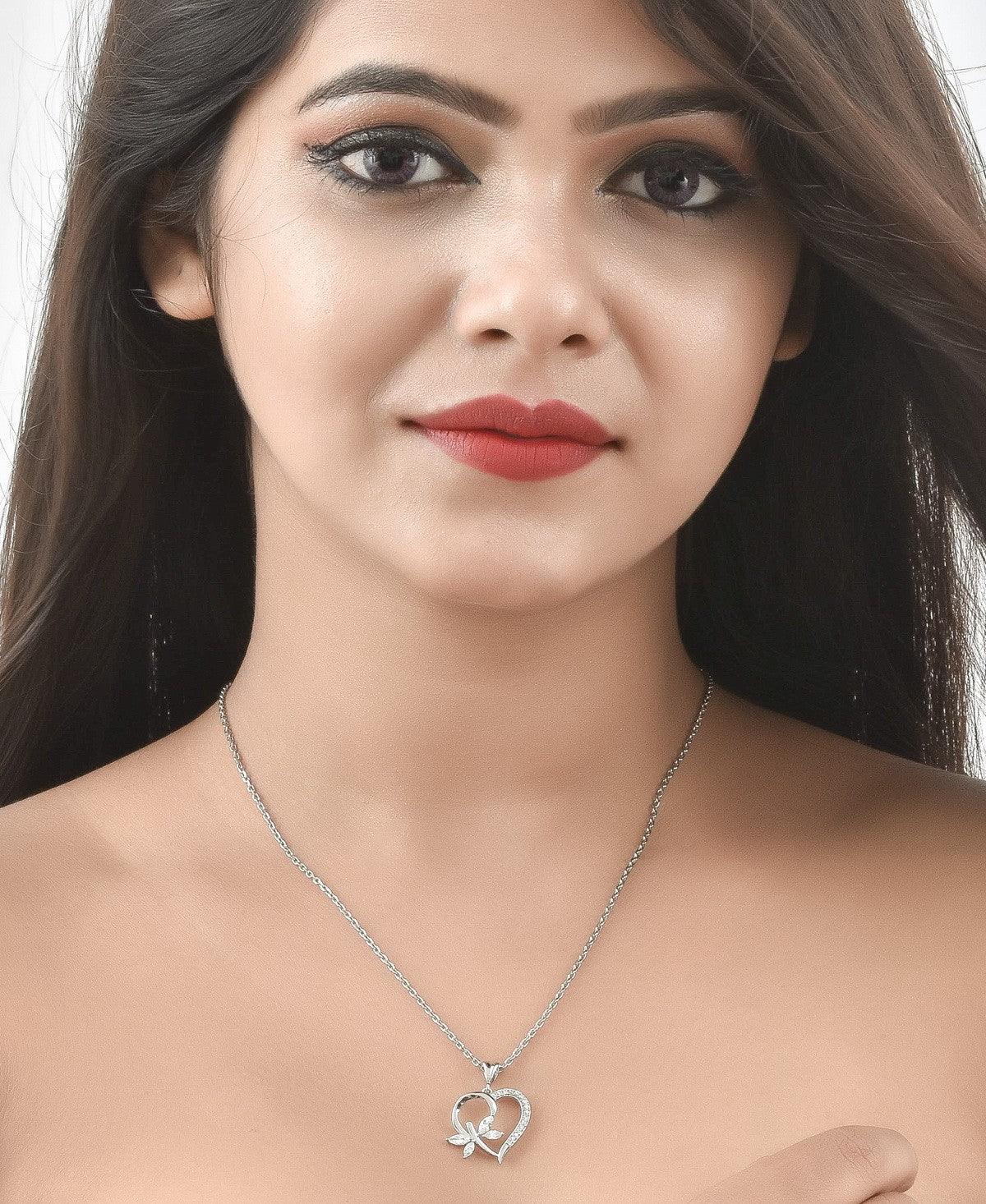 Pretty Silver Pendant - Chandrani Pearls