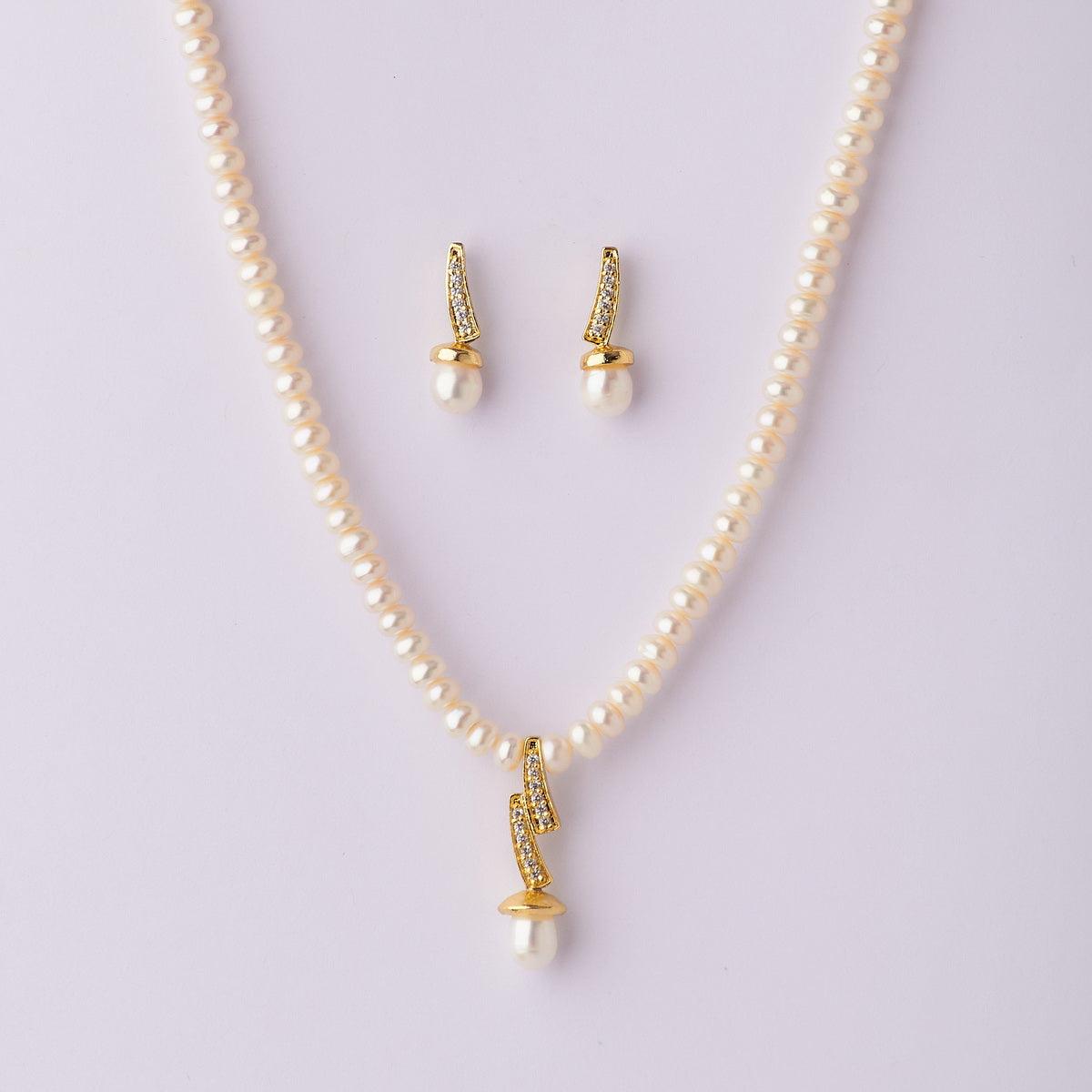 Simple and Elegant Stone Studded Pendant Set - Chandrani Pearls