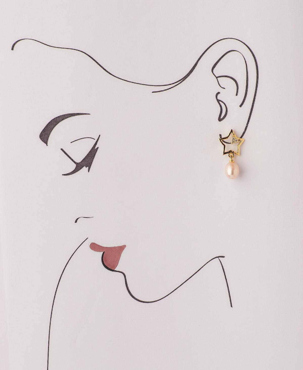 Star Stone Studded Earring - Chandrani Pearls