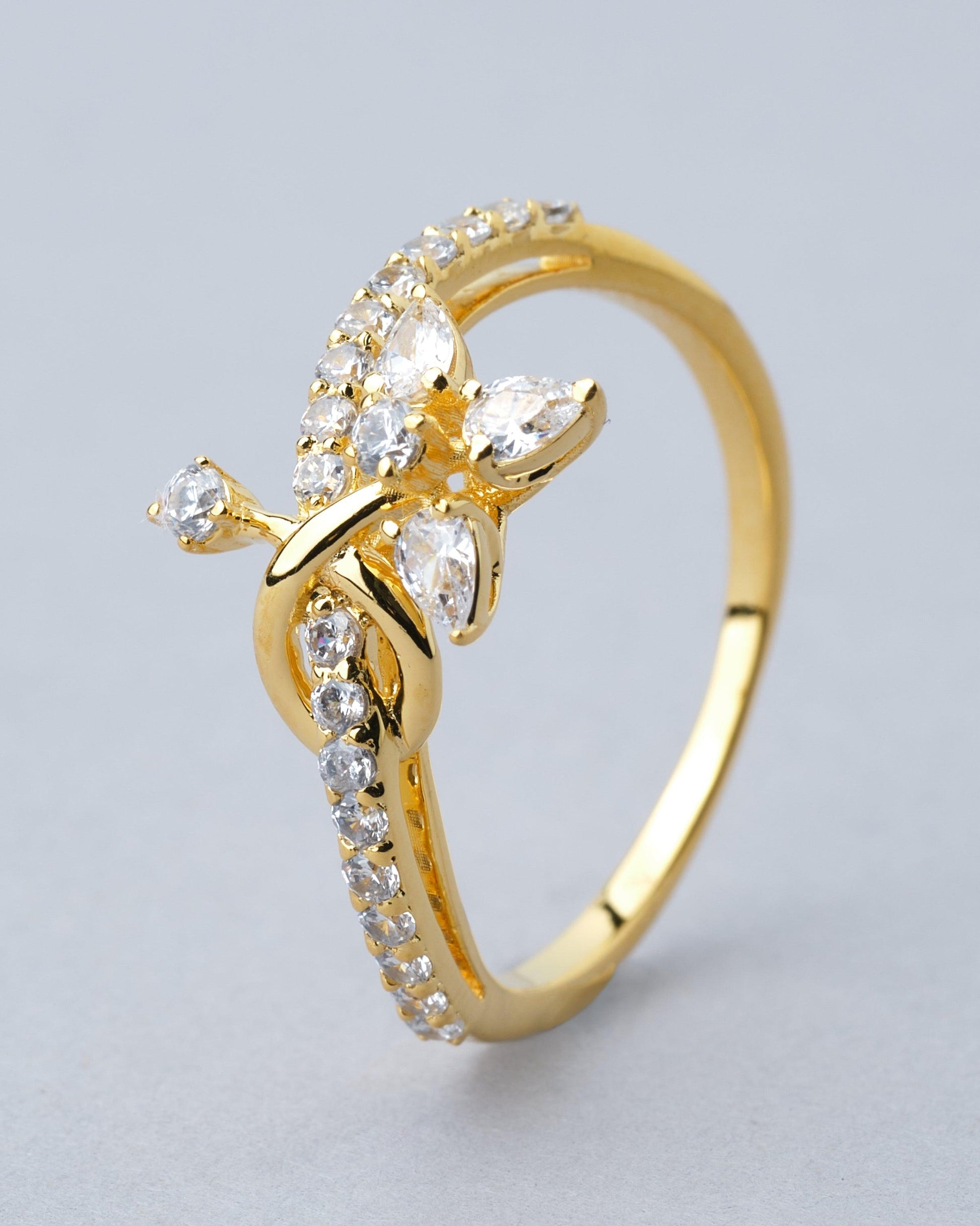 Tiara Floral Gold & Diamond Ring - Chandrani Pearls