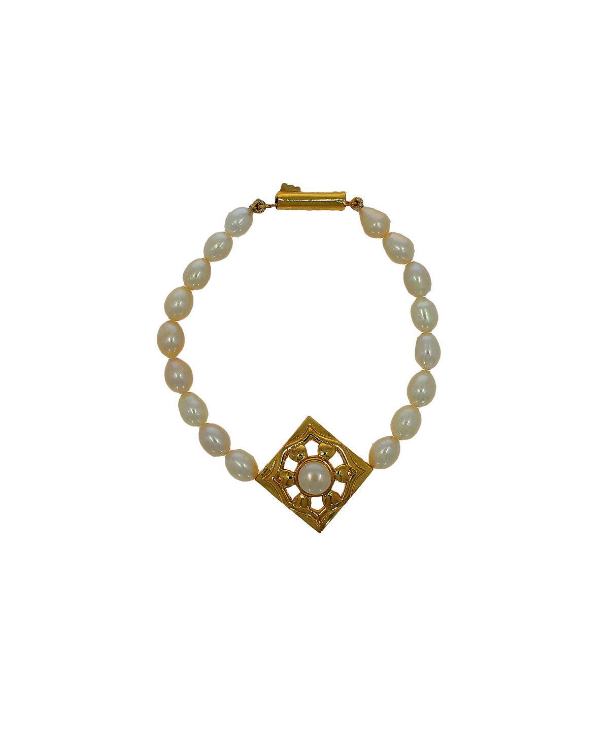 Trendy Pearl Bracelet - Chandrani Pearls